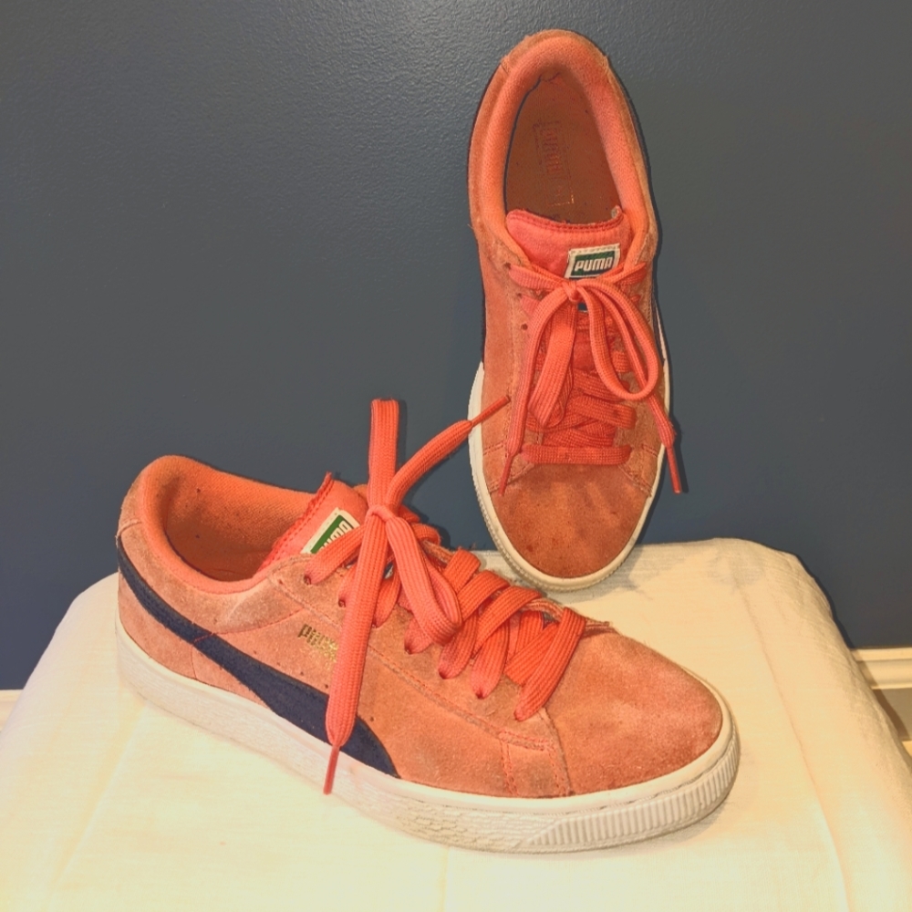 Puma Trainers. Suede. Orange & black. Size 38. Fits like Women's 7.5, Men's 5.